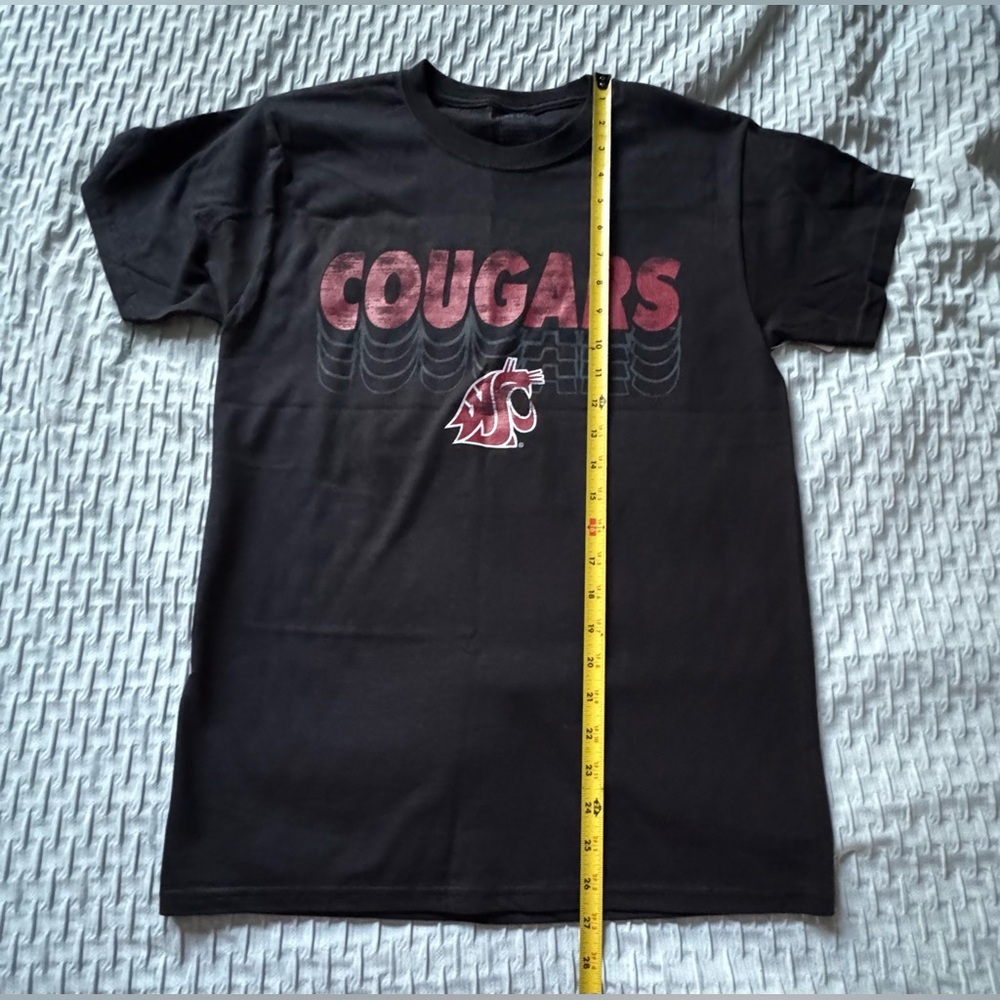 Hanes men Black and Red Cougars Tee size small - Picture 3 of 6